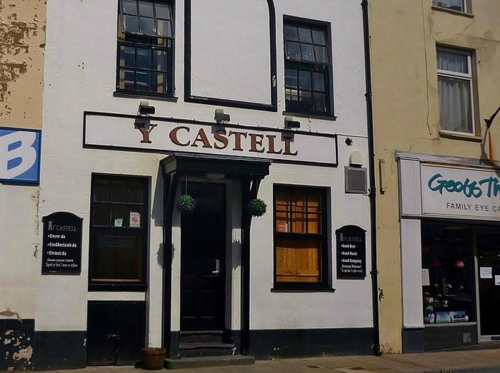 Y Castell Budget Accommodation Pwllheli Extérieur photo